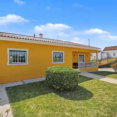 Landsted Casa Avo Judite - Castelo Óbidos